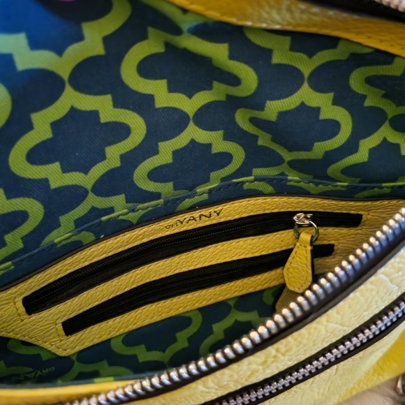 Yani Cross Body / Clutch Leather Bag - Picture 6 of 8